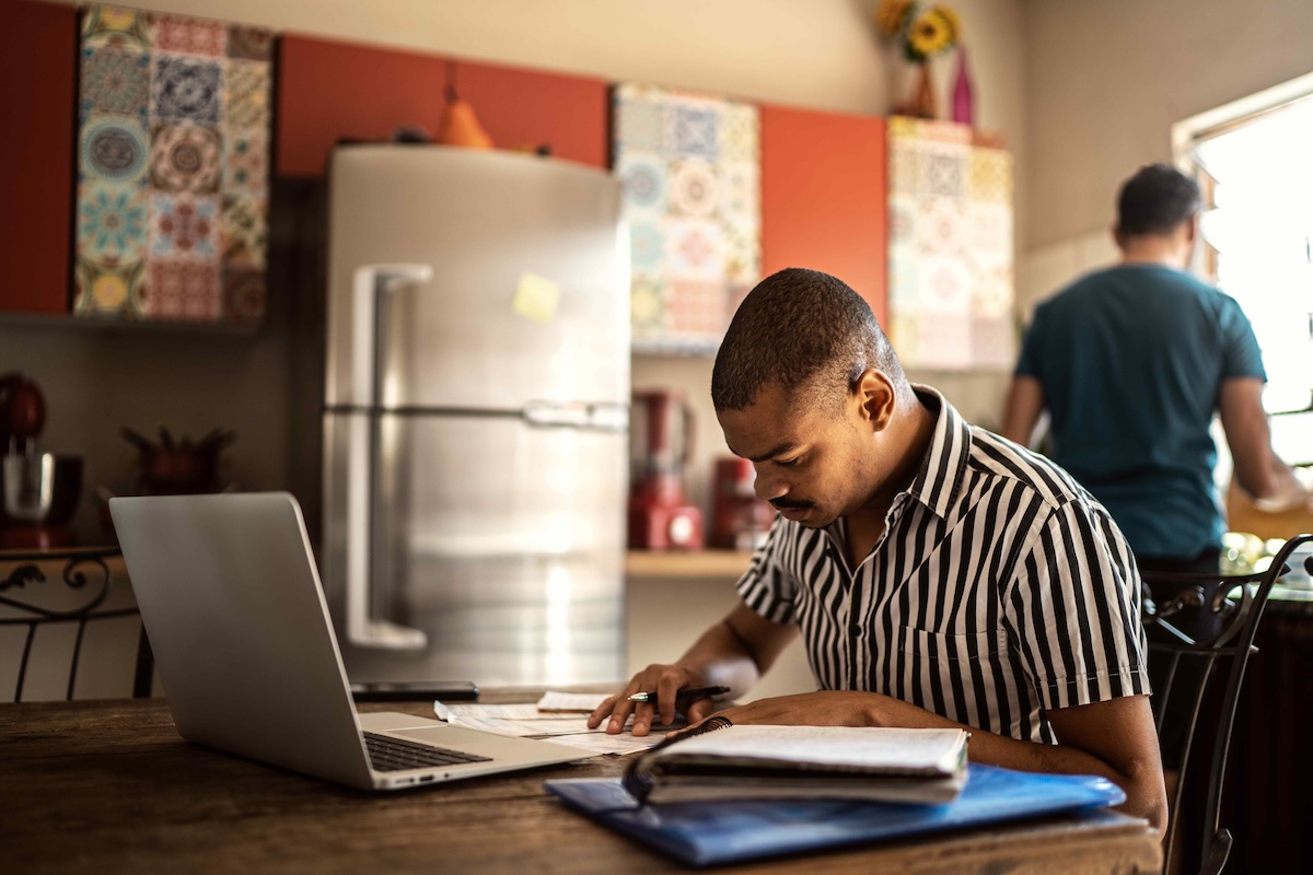 8 essential elements to include in a freelance business plan