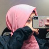 Amna Q.