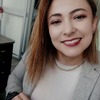 Lesly M.