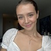 Rayanne T.