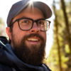 Niklas H.