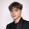 Niklas V.