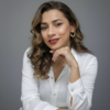 Dayanna R.