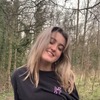 Chlo R.