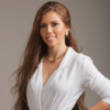 Lina C.