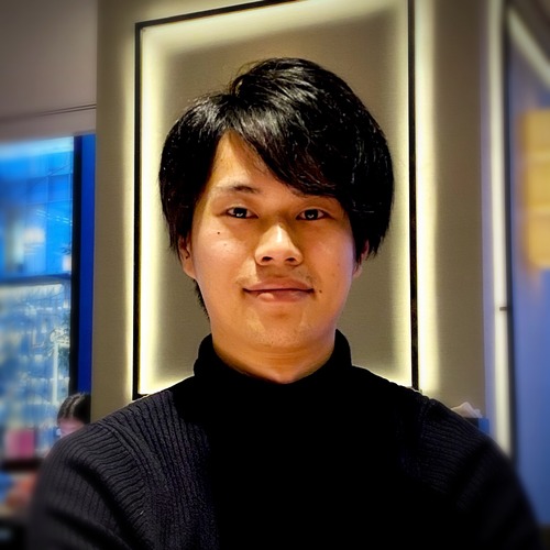 Ryosuke S.