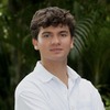 Enzo R.