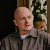 Lukas W.