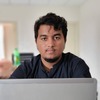Ali R.