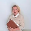 Elena S.