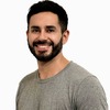 Lucas R.